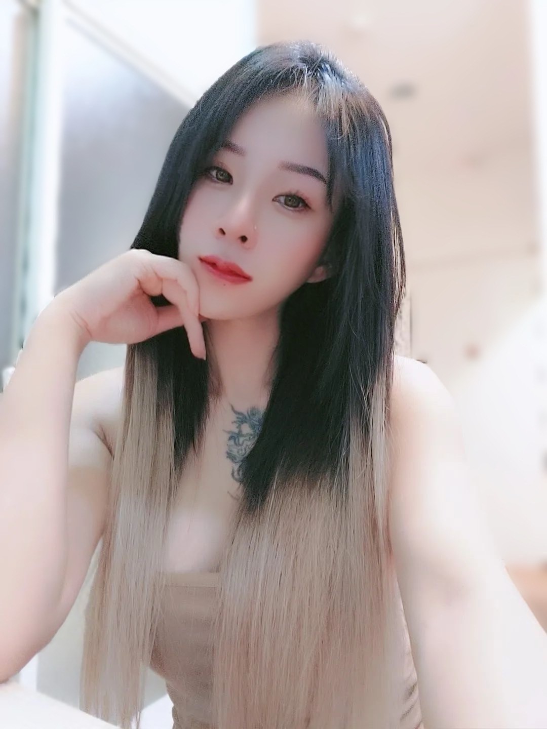 新竹定點茶 彤彤 援交